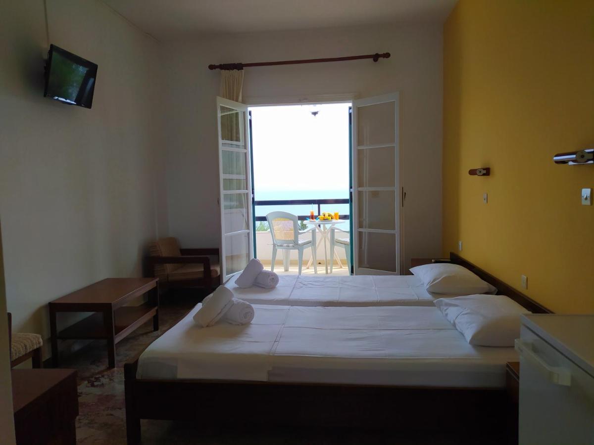 Nikoli Apartments Benitses  Bagian luar foto